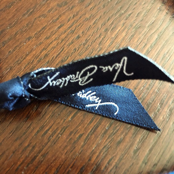 Vera Bradley wristlet - Picture 2 of 4